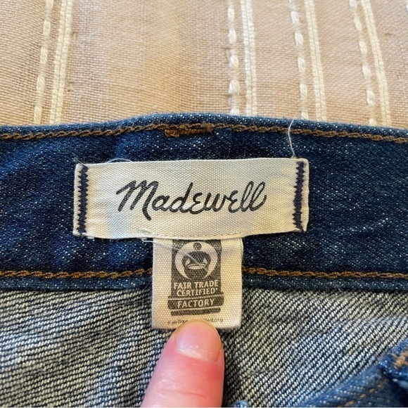 Madewell The Perfect Vintage Straight Jean in Greenhaven Wash: Seamed Version 27 - Picture 6 of 12